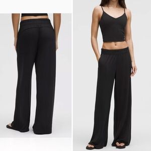 Lululemon BeCalm Mid-Rise Wide-Leg Pant (Black, Size M) *shortened